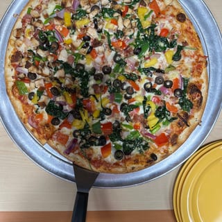 Deluxe Pizza